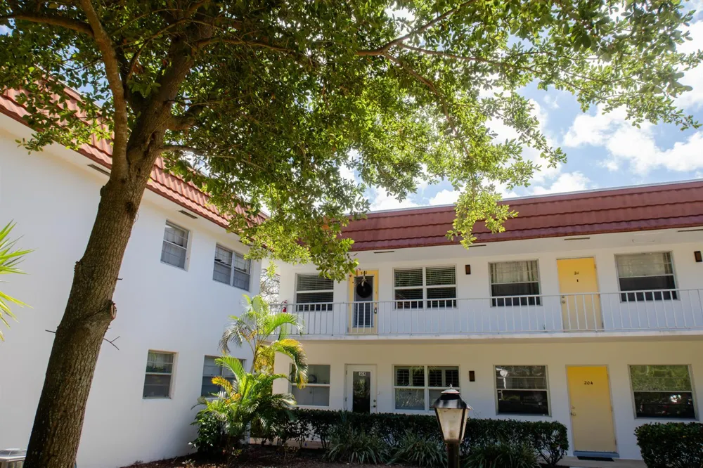 1225 NW 21st Street #2-210 Stuart, FL 34994