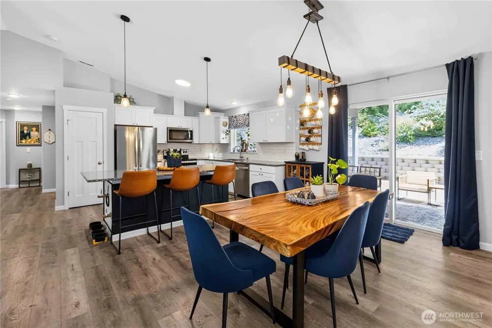 210 Echo Lane Longview, WA 98632