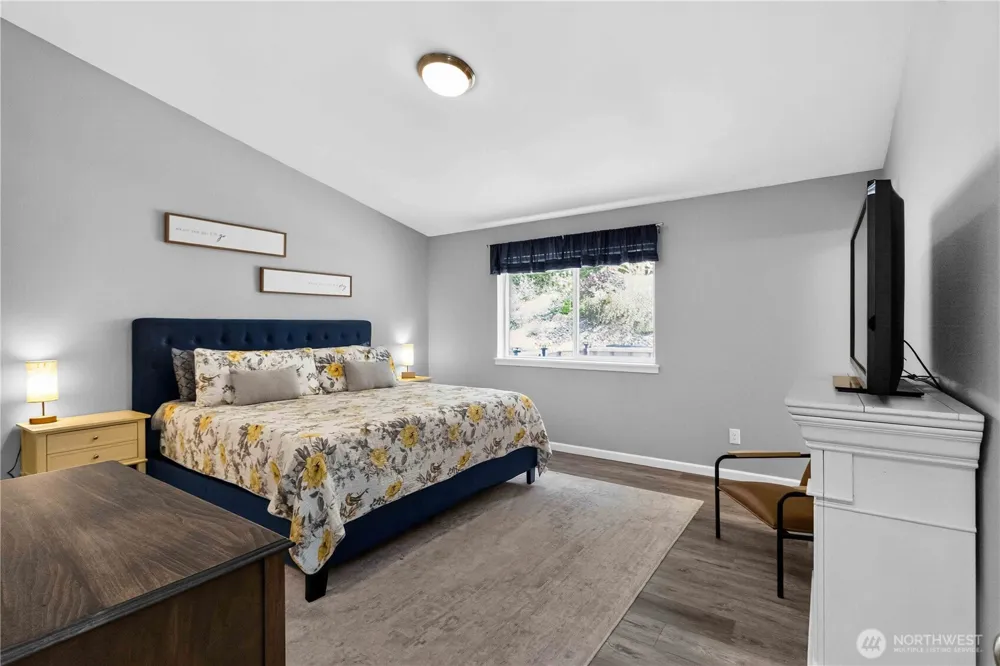 210 Echo Lane Longview, WA 98632