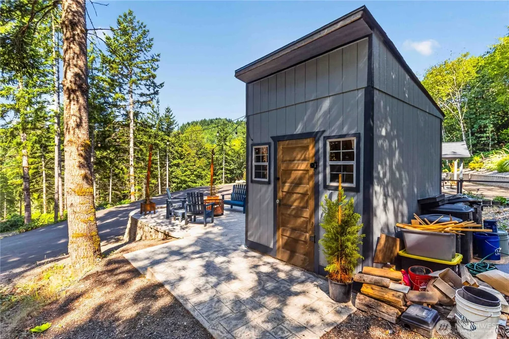 210 Echo Lane Longview, WA 98632
