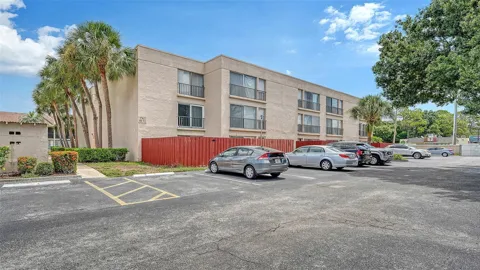 2763 WOODGATE LANE #104