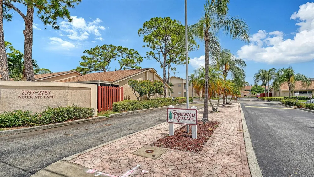 2763 WOODGATE LANE #104 Sarasota, FL 34231