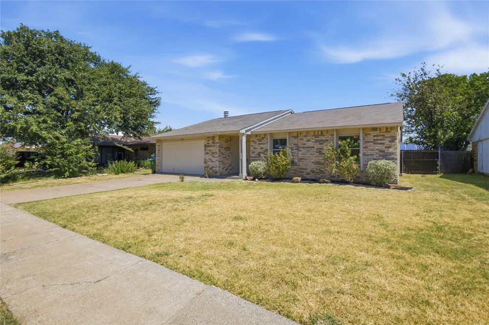 5661 Pearce Street The Colony, TX 75056