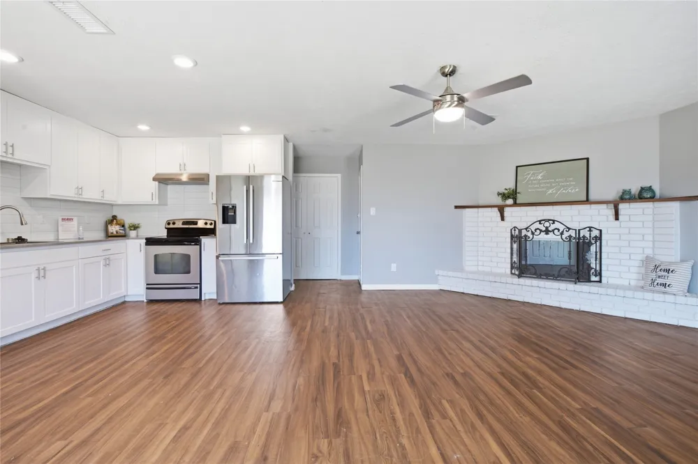 5661 Pearce Street The Colony, TX 75056