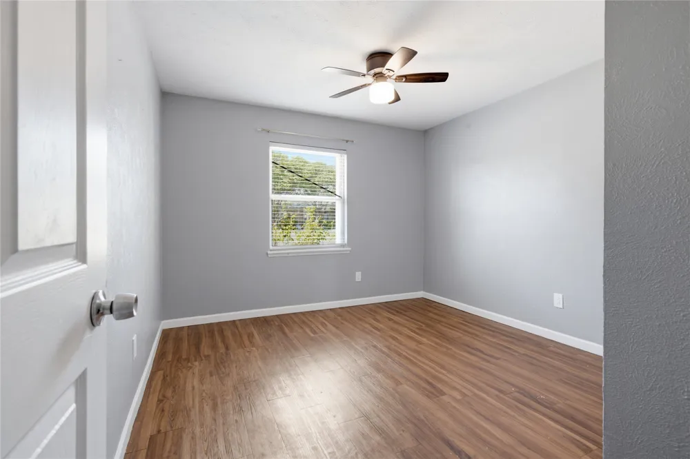 5661 Pearce Street The Colony, TX 75056