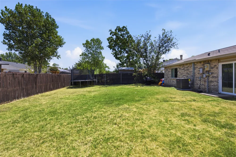 5661 Pearce Street The Colony, TX 75056