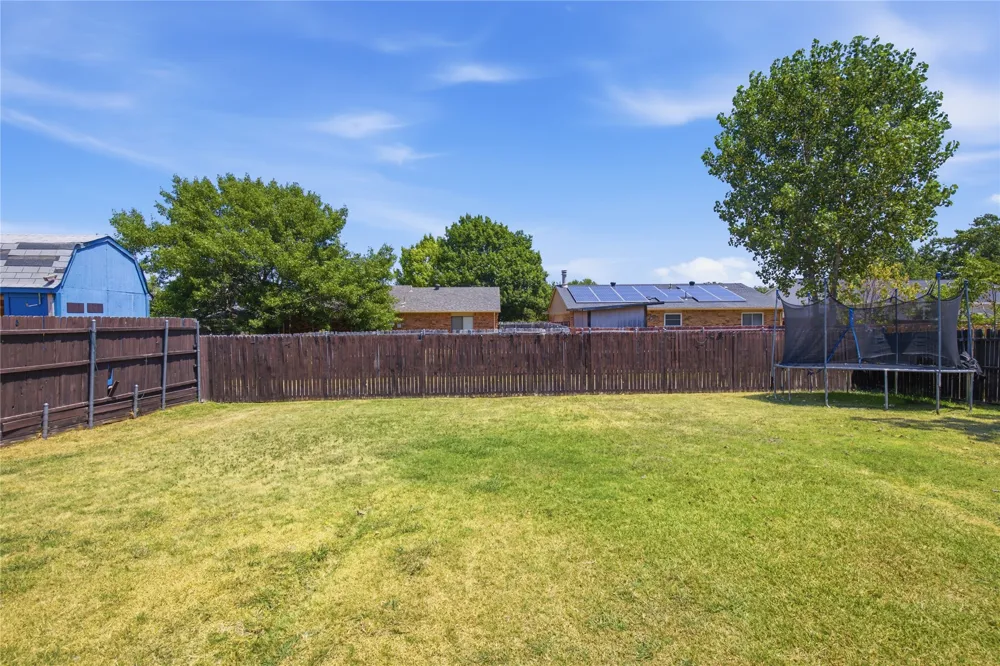 5661 Pearce Street The Colony, TX 75056