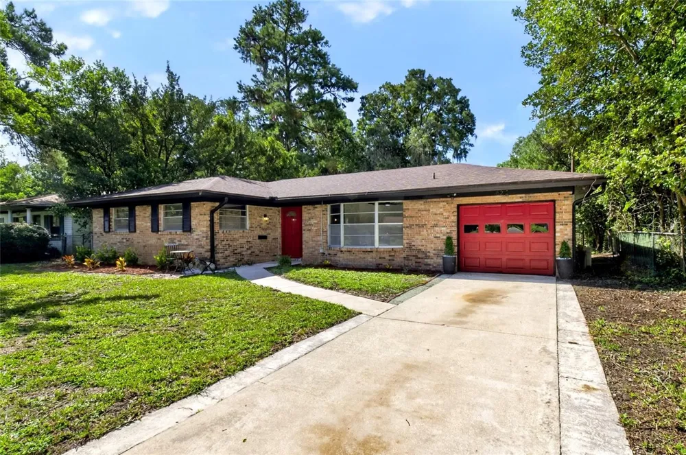 5212 CLARENDON ROAD Jacksonville, FL 32205