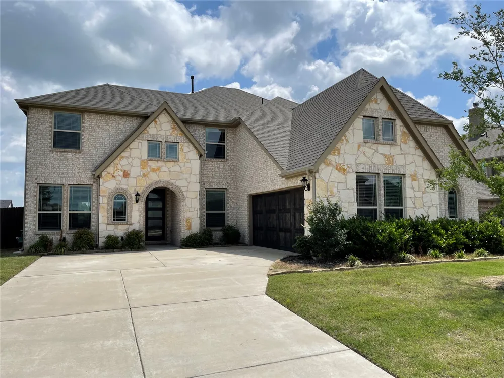 1142 Timber Ridge Drive Midlothian, TX 76065