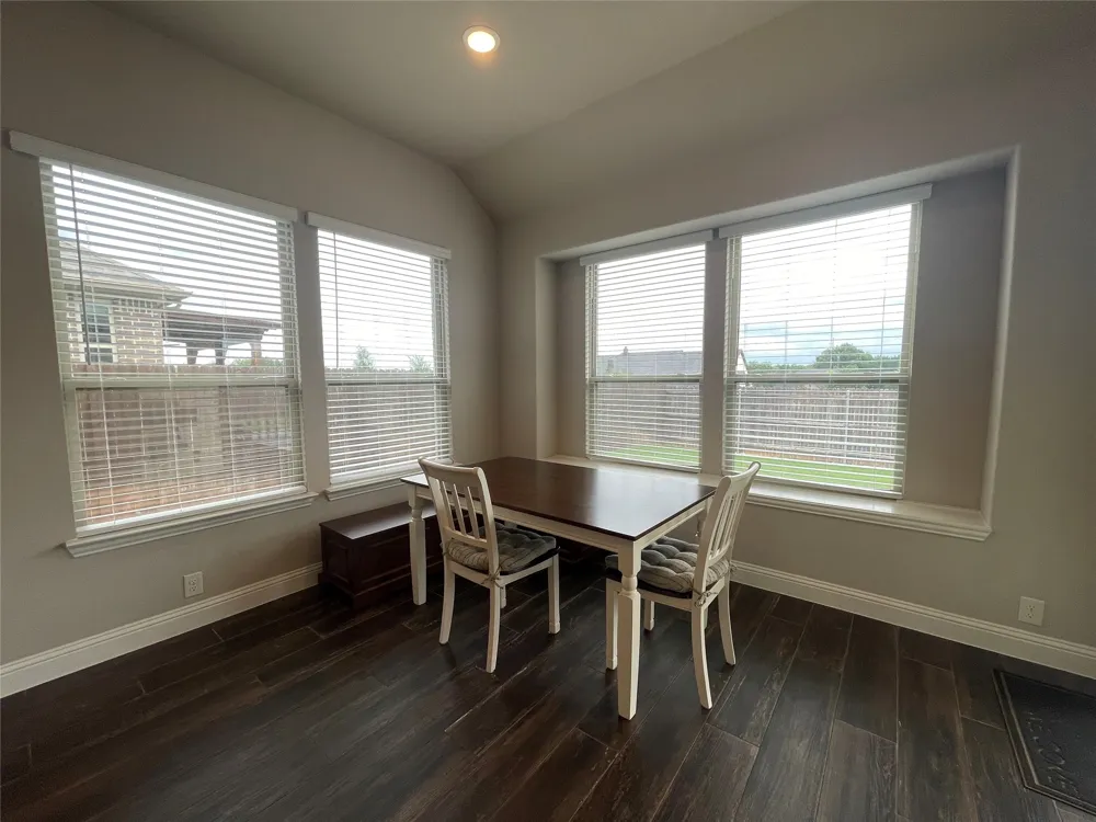 1142 Timber Ridge Drive Midlothian, TX 76065