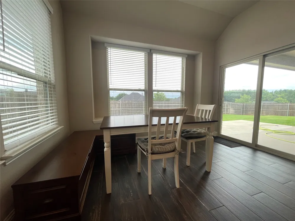 1142 Timber Ridge Drive Midlothian, TX 76065