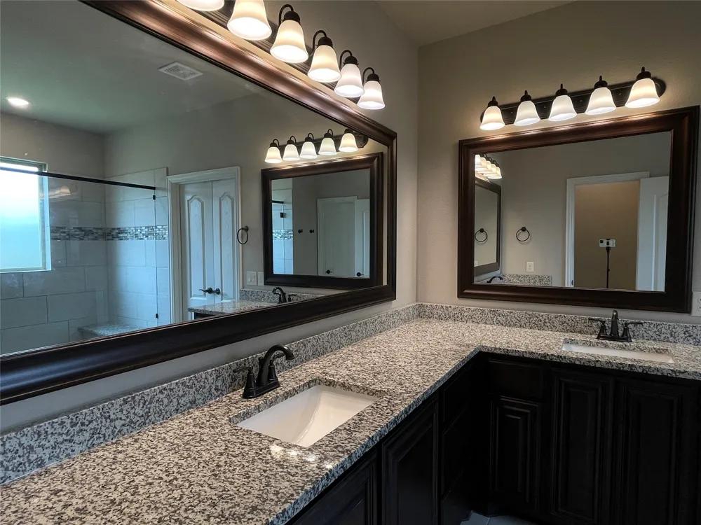 1142 Timber Ridge Drive Midlothian, TX 76065