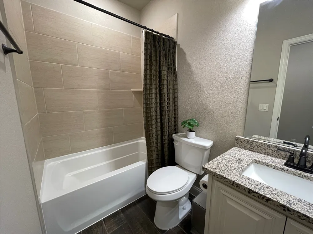 1142 Timber Ridge Drive Midlothian, TX 76065