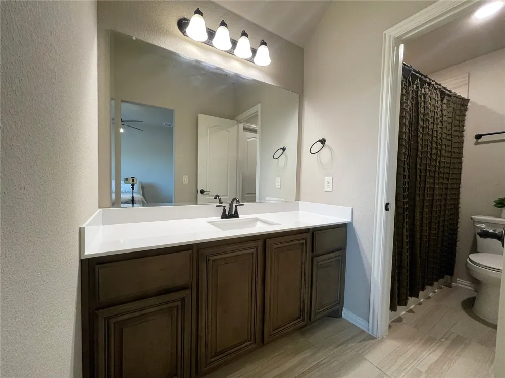 1142 Timber Ridge Drive Midlothian, TX 76065
