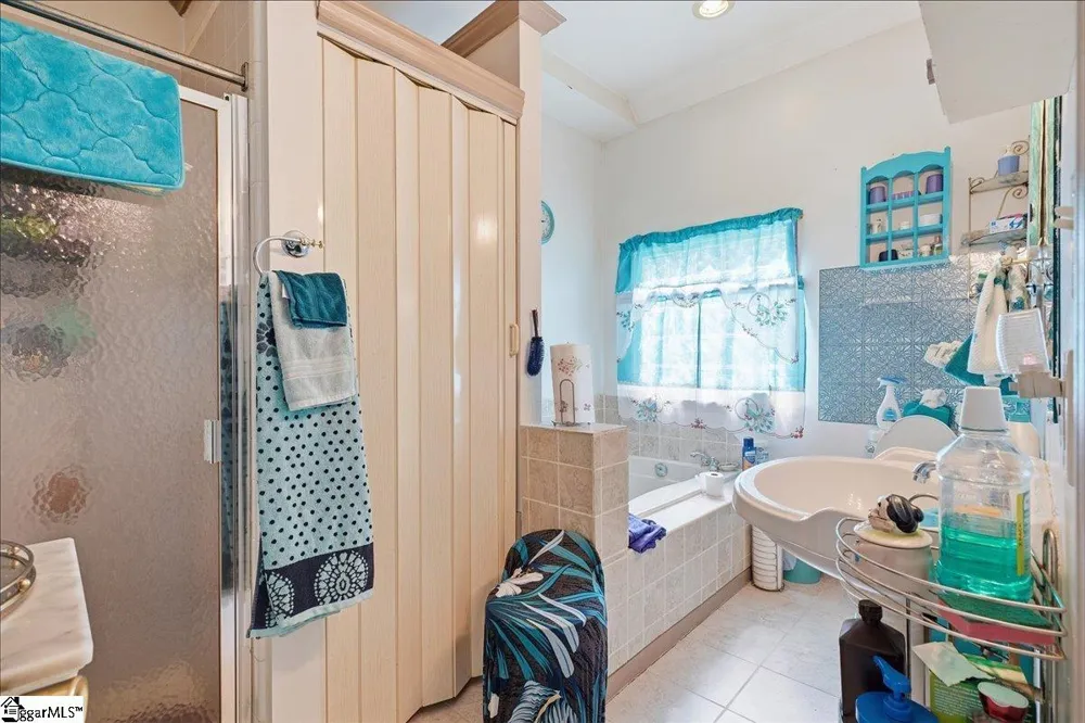 185 Williams Drive Campobello, SC 29322