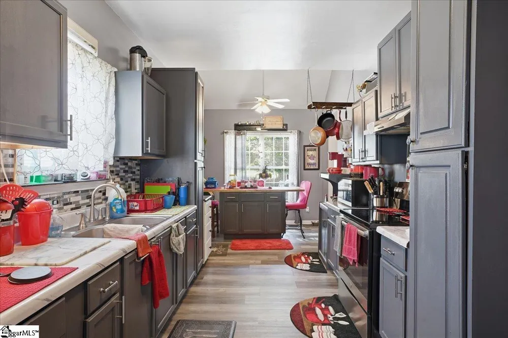 185 Williams Drive Campobello, SC 29322