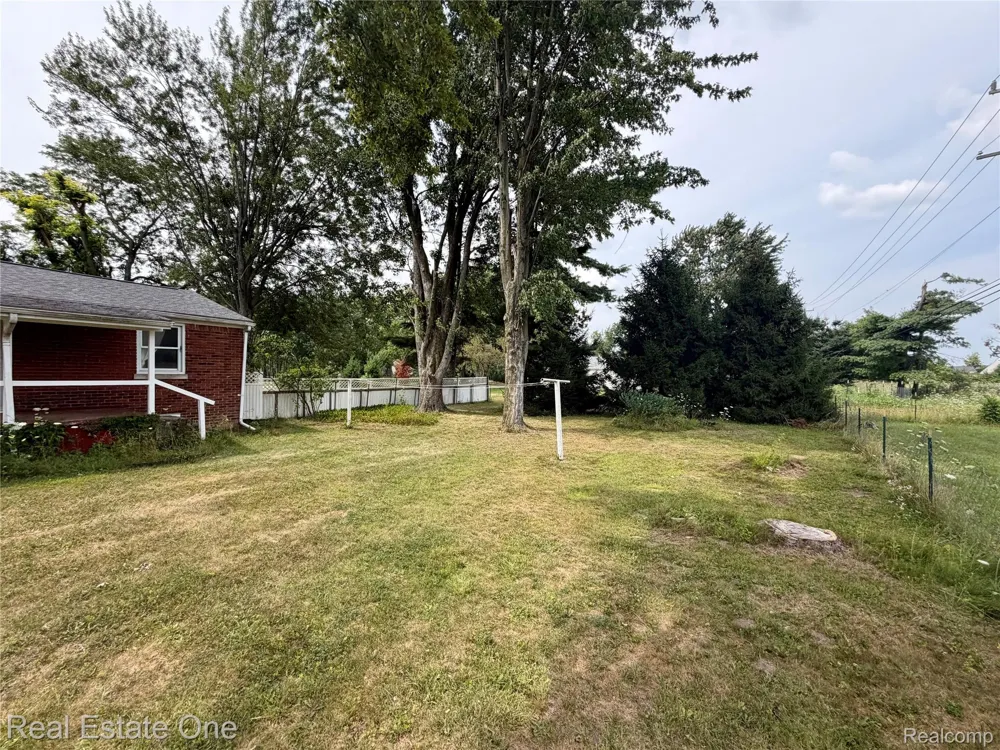 4985 Denton Road Canton Charter Township, MI 48188