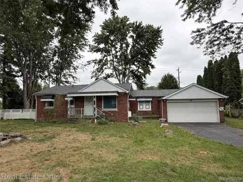 4985 Denton Road