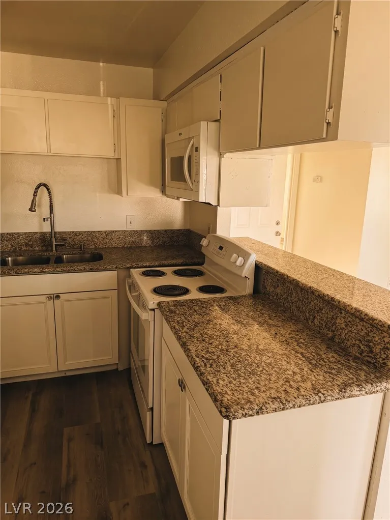 200 Kola Street Henderson, NV 89015
