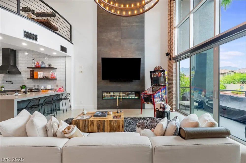 11441 Allerton Park Drive #206 Las Vegas, NV 89135