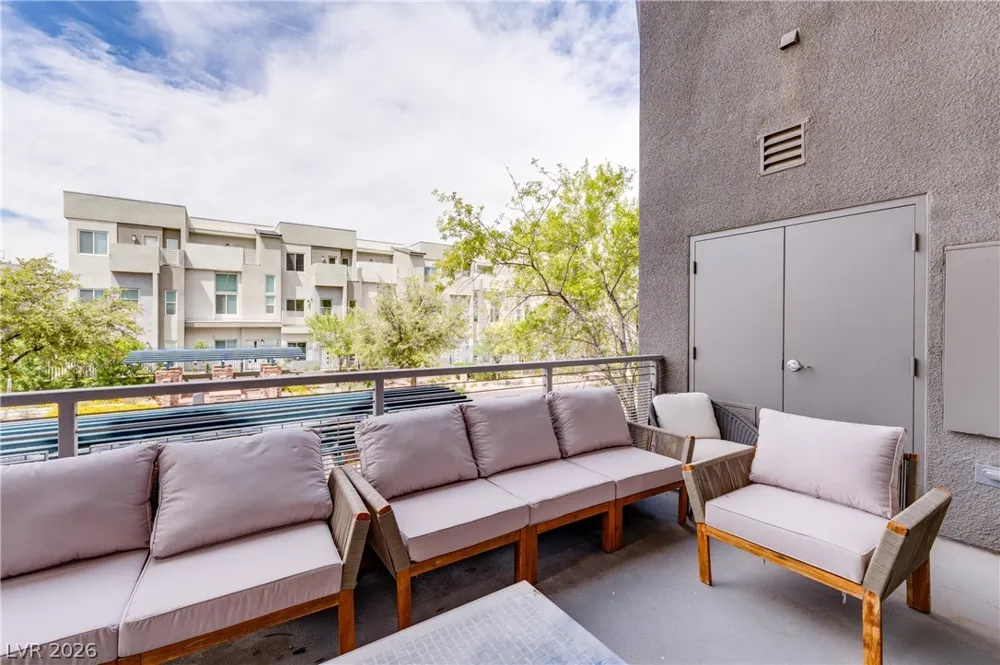 11441 Allerton Park Drive #206 Las Vegas, NV 89135