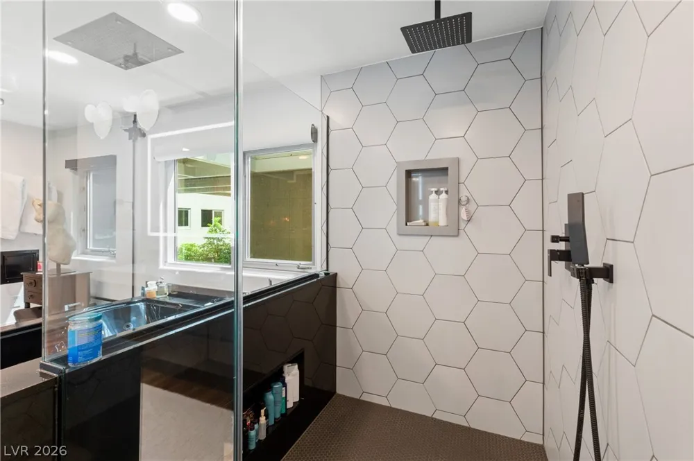 11441 Allerton Park Drive #206 Las Vegas, NV 89135
