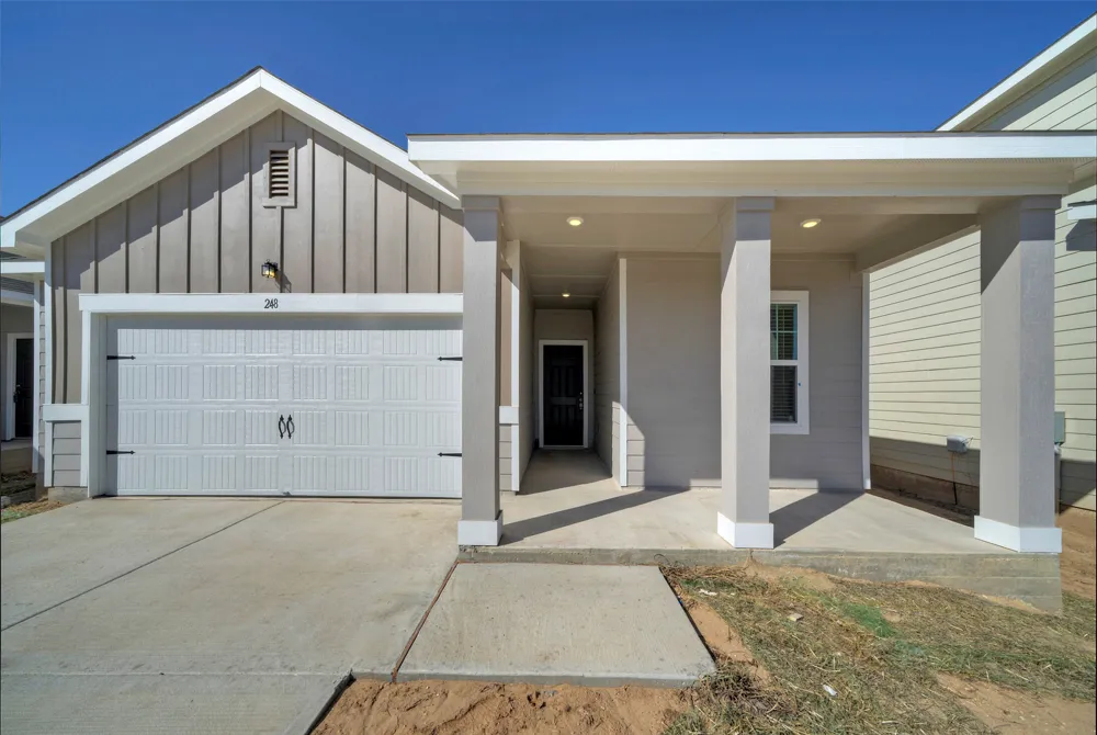 248 Wren Lane Kyle, TX 78640