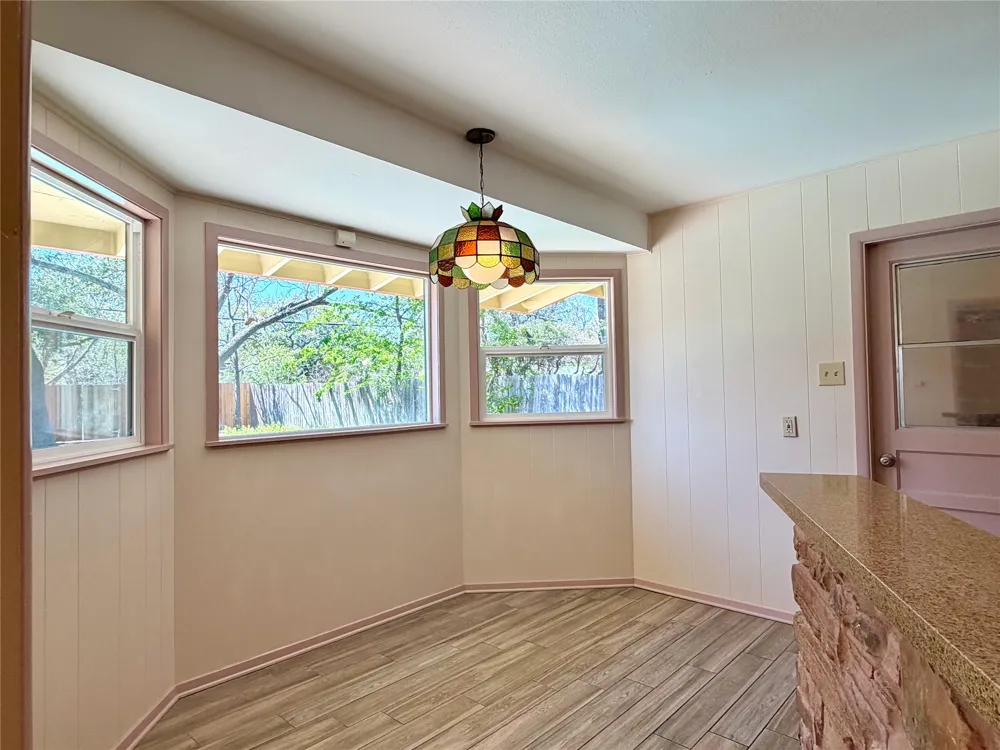 141 Oaklane Drive Universal City, TX 78148