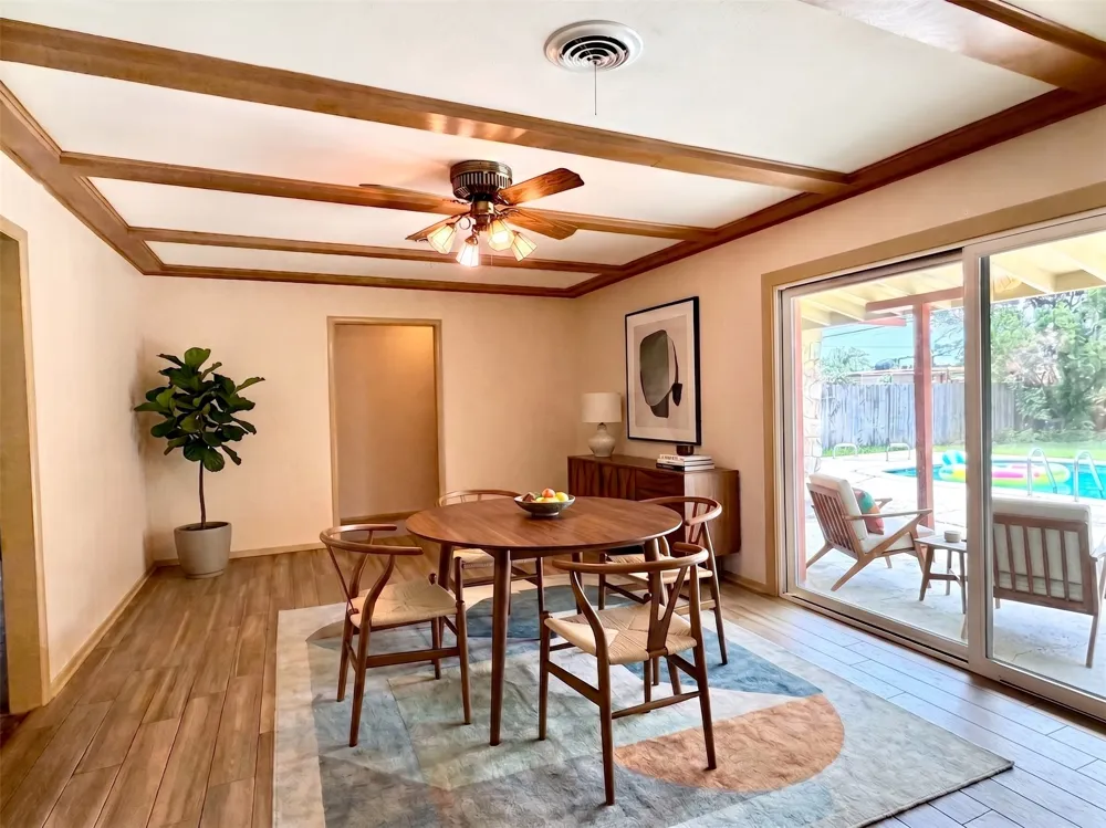 141 Oaklane Drive Universal City, TX 78148