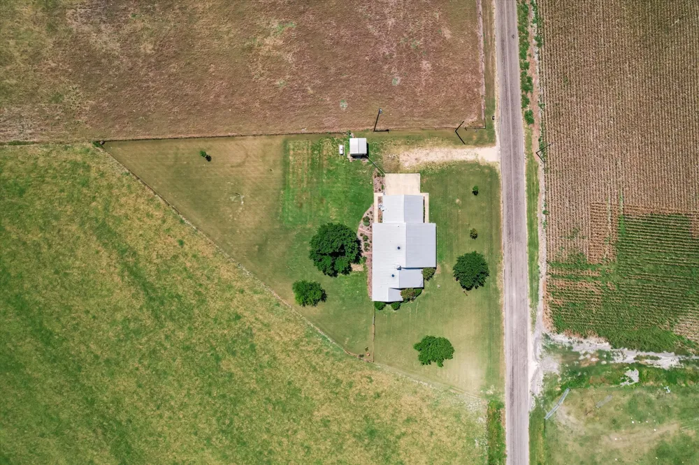 1465 County Road 436 Thrall, TX 76578