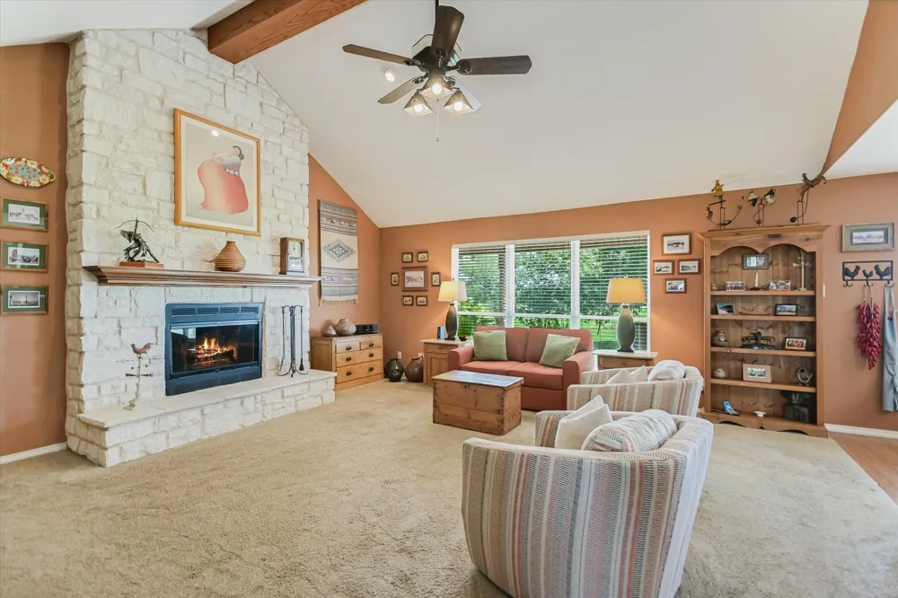 1465 County Road 436 Thrall, TX 76578