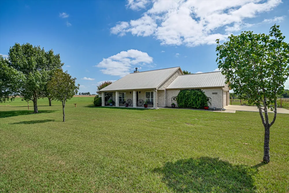 1465 County Road 436 Thrall, TX 76578