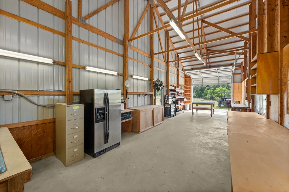 520 Holder Lane Dripping Springs, TX 78620
