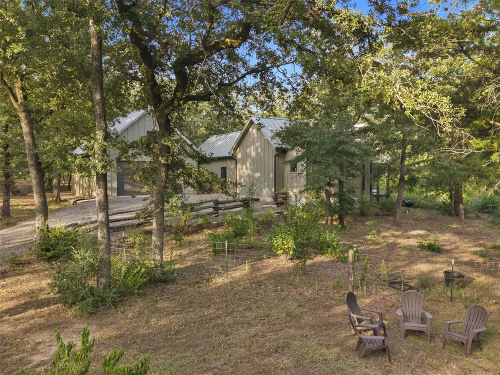299 Nink Road #A Smithville, TX 78957