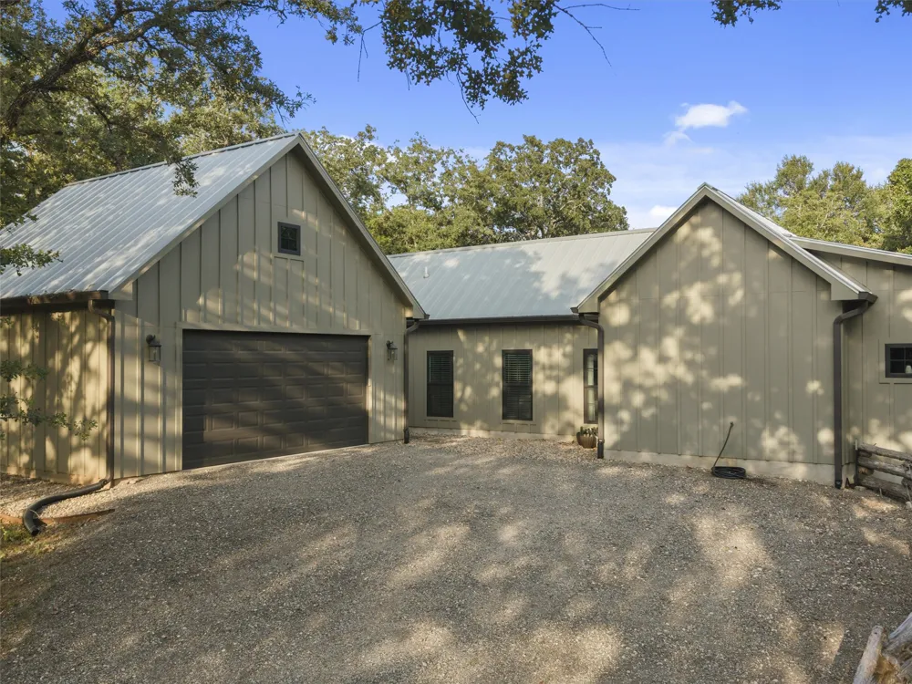 299 Nink Road #A Smithville, TX 78957
