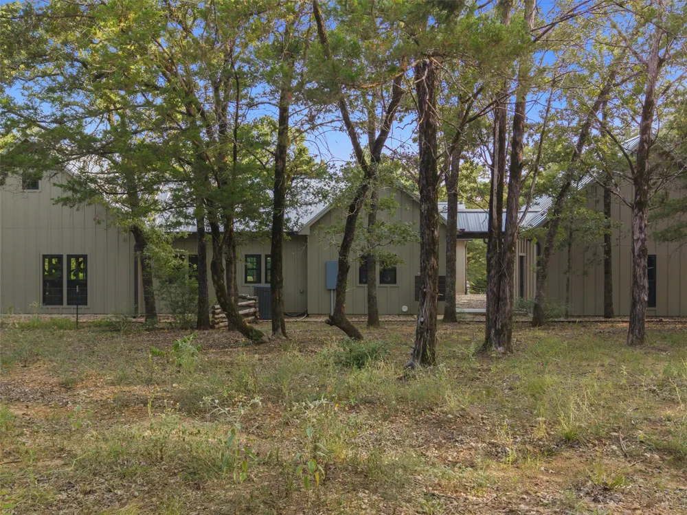 299 Nink Road #A Smithville, TX 78957