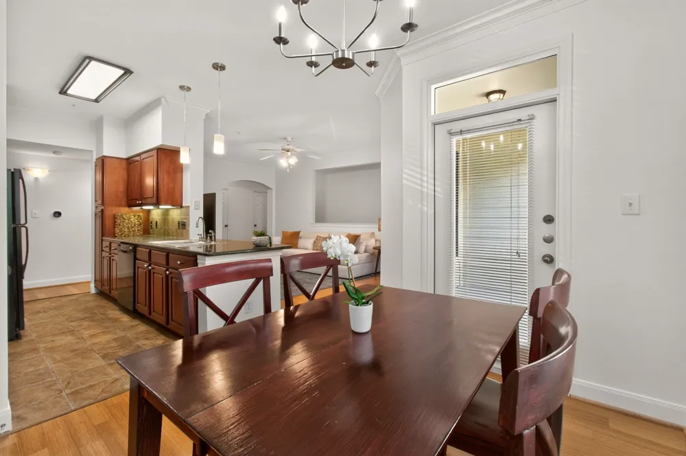 7701 Rialto Boulevard #1323 Austin, TX 78735