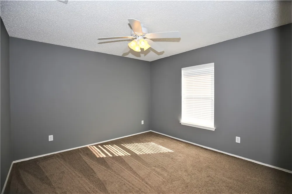 1915 Ruthie Run Cedar Park, TX 78613