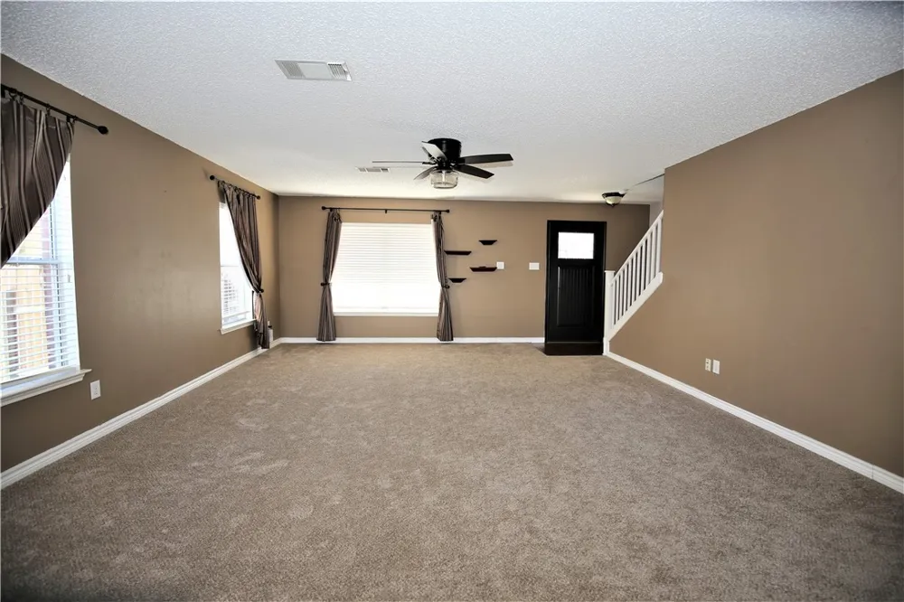 1915 Ruthie Run Cedar Park, TX 78613