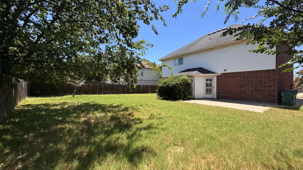 1915 Ruthie Run Cedar Park, TX 78613
