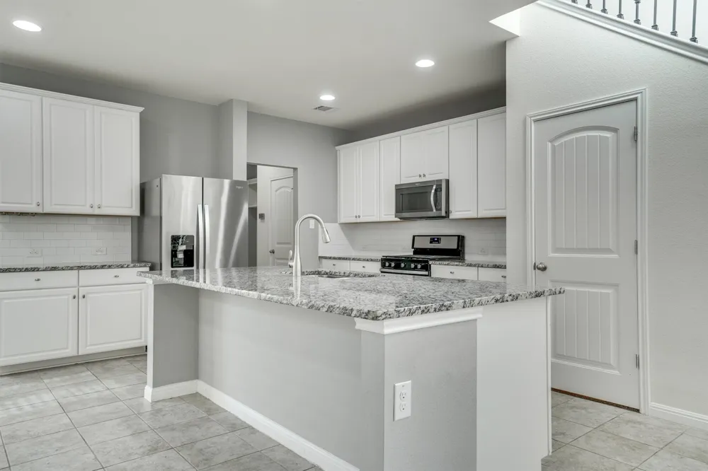 177 Diamond Point Drive Dripping Springs, TX 78620