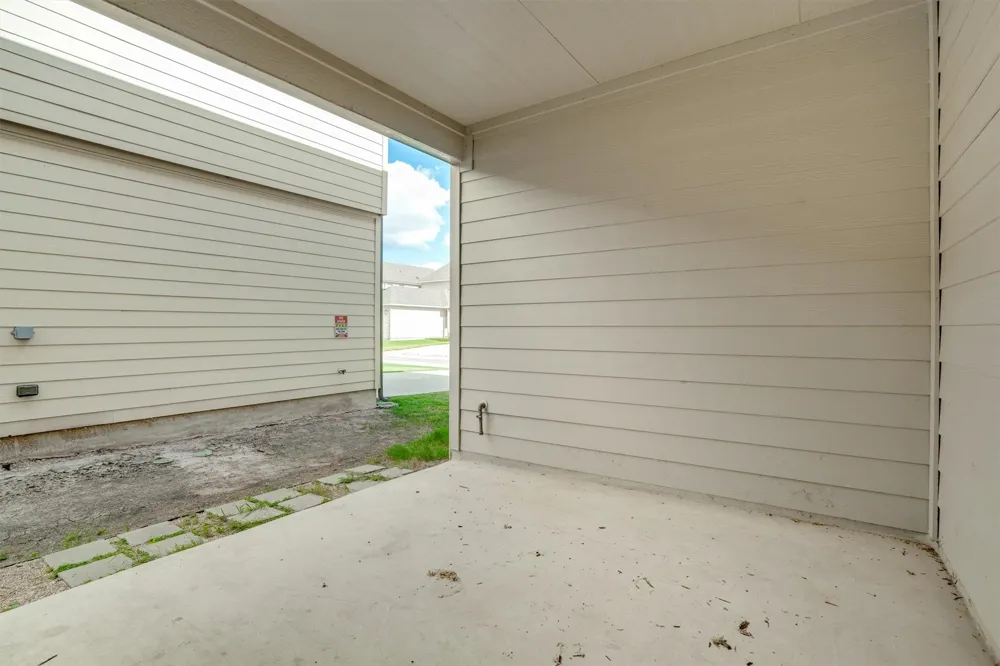 177 Diamond Point Drive Dripping Springs, TX 78620