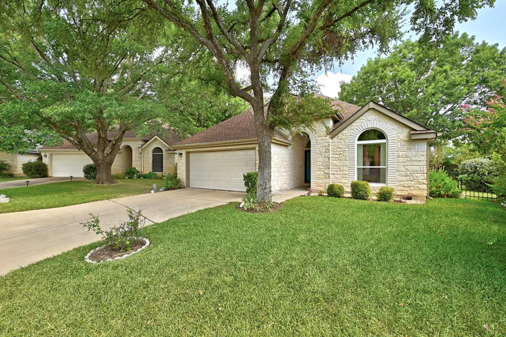 100 Village Drive Georgetown, TX 78628