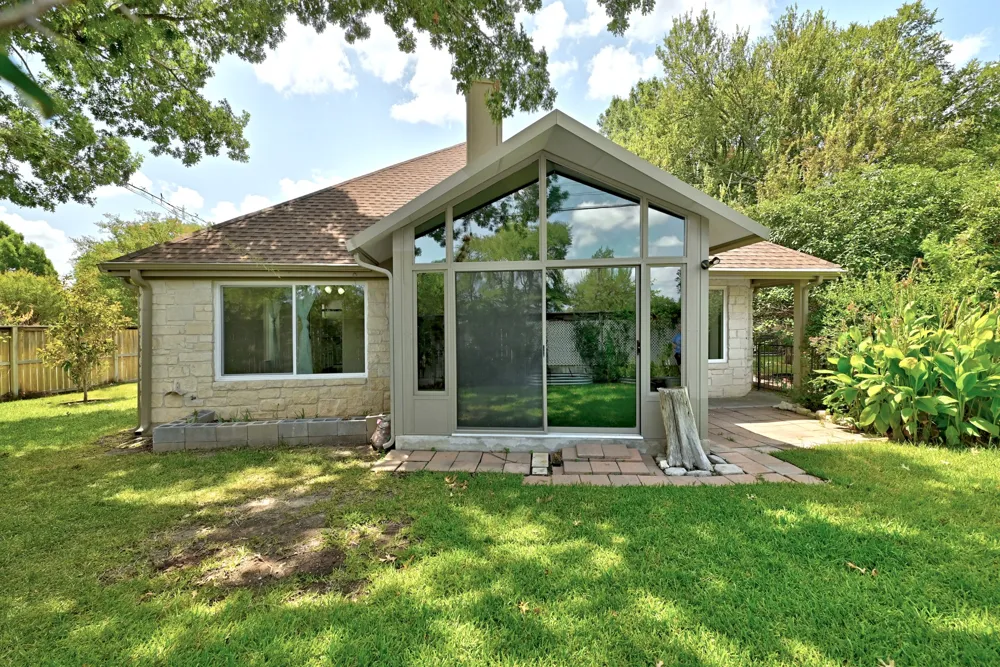 100 Village Drive Georgetown, TX 78628