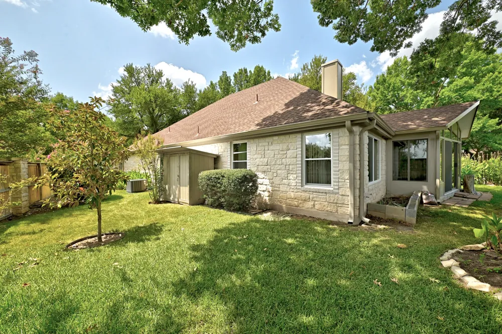 100 Village Drive Georgetown, TX 78628