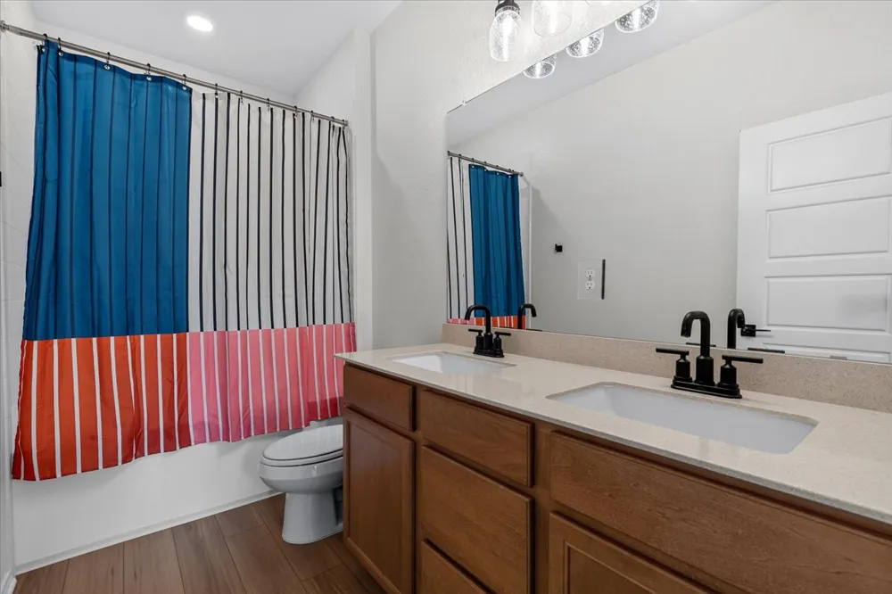 223 Pitkin Drive Lockhart, TX 78644