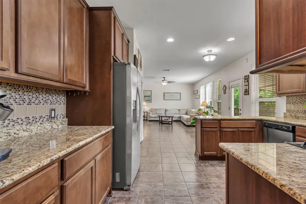 1353 Beechwood Drive Kyle, TX 78640
