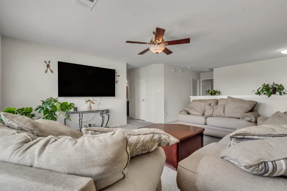 1353 Beechwood Drive Kyle, TX 78640