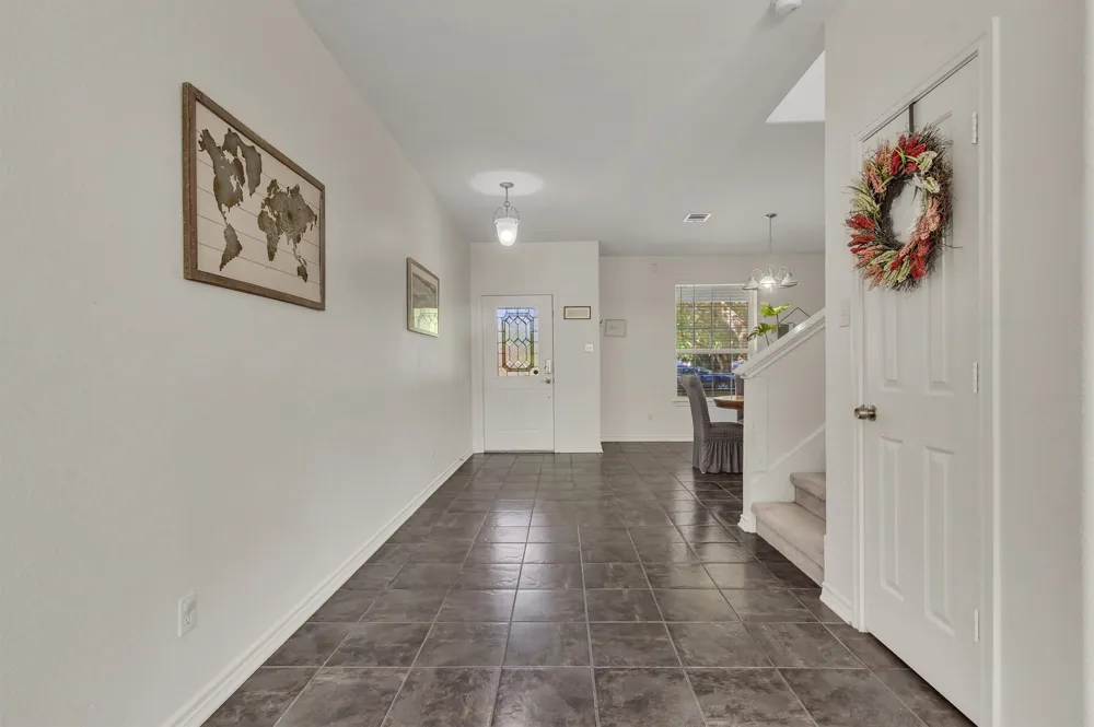 1353 Beechwood Drive Kyle, TX 78640