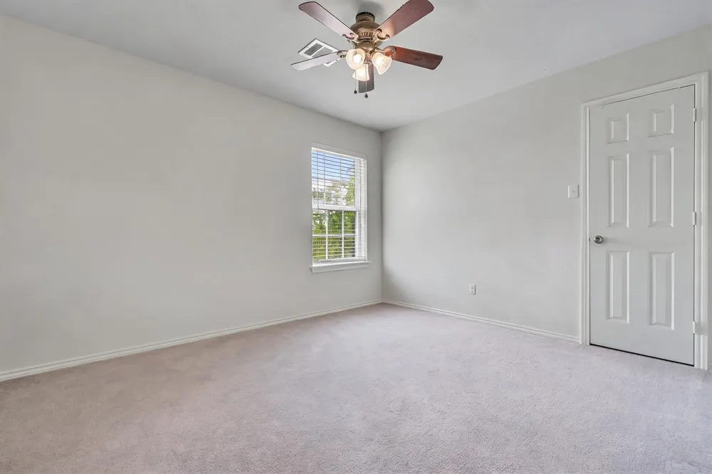 1353 Beechwood Drive Kyle, TX 78640